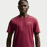 Camiseta Nike Dri-Fit  UV Miler Masculina - Bordô